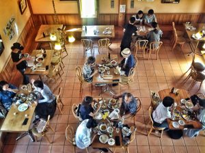 農園レストラン店内
